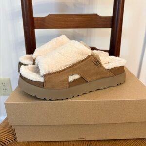 UGG Women's Bayonna Slip-On Shoes